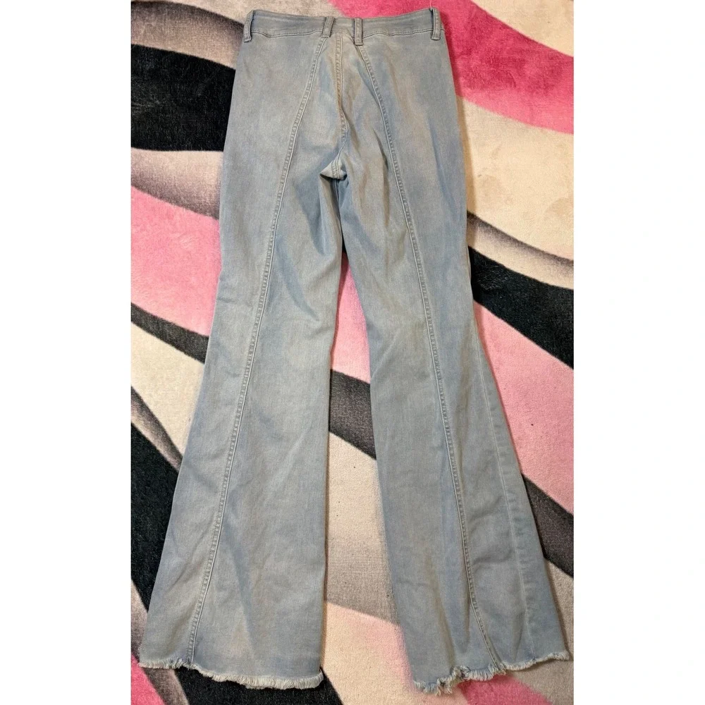 Rewash Peace Love Eco High Rise Flare Jeans Light Wash Frayed Hem Size 5 27